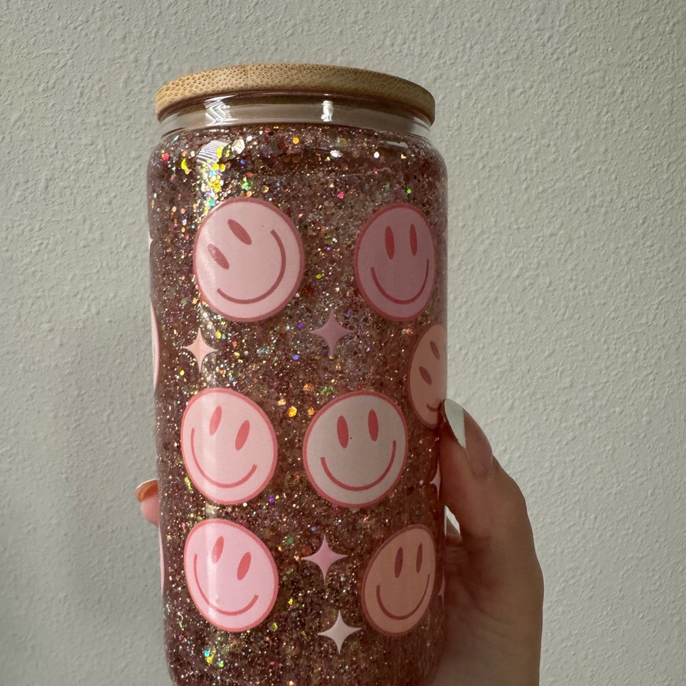 Glittery Smiley Face Snowglobe with Bamboo Lid